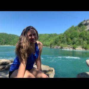 Meet your Posher, Rachel